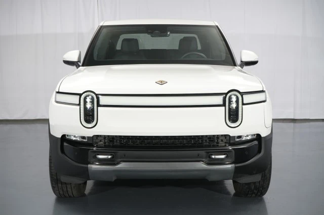 2022 Rivian R1T - Image 9 of 21