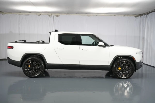 2022 Rivian R1T - Image 16 of 21