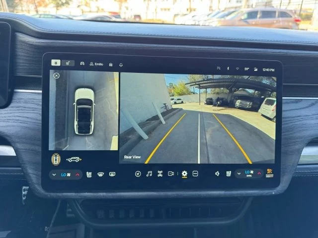 2022 Rivian R1S - Image 7 of 21
