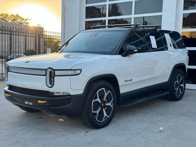 2022 Rivian R1S - Image 6 of 21