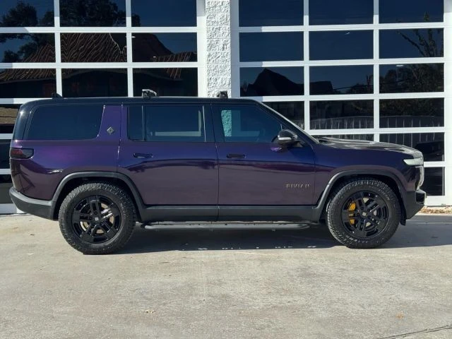 2022 Rivian R1S - Image 13 of 21