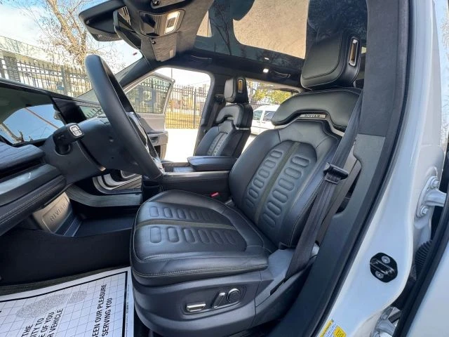 2022 Rivian R1S - Image 9 of 21