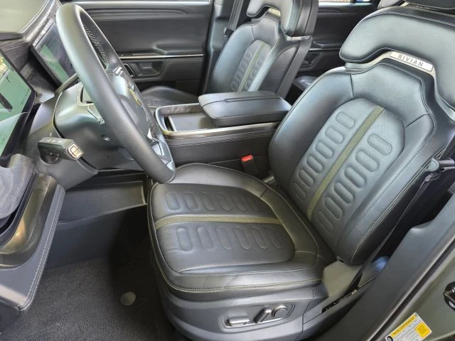 2022 Rivian R1S - Image 16 of 21