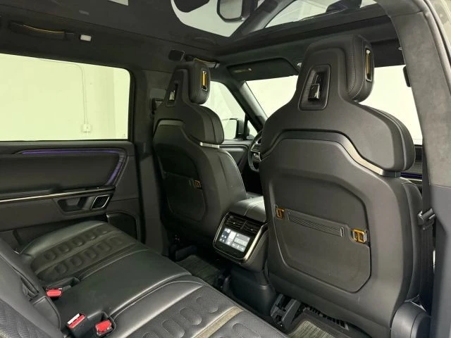 2022 Rivian R1S - Image 20 of 21