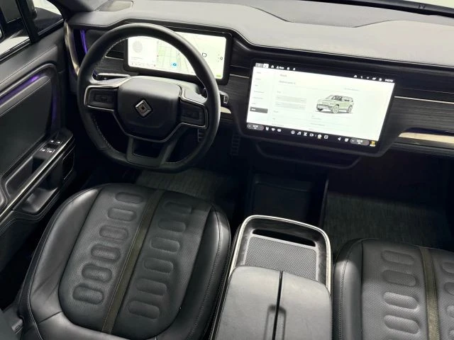 2022 Rivian R1S - Image 10 of 21