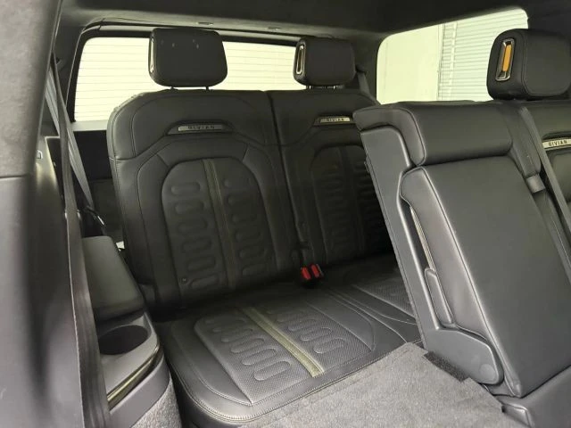 2022 Rivian R1S - Image 19 of 21