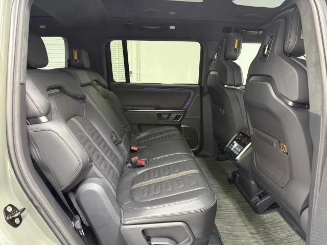 2022 Rivian R1S - Image 16 of 21