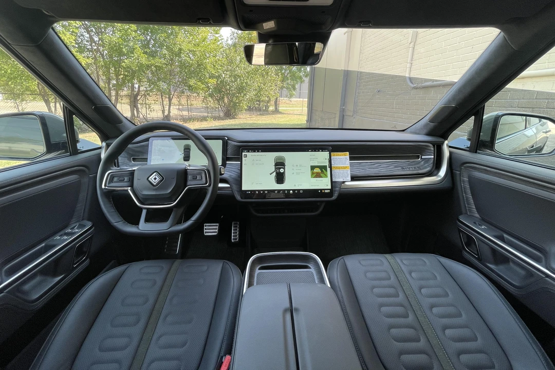 2022 Rivian R1S - Image 21 of 31