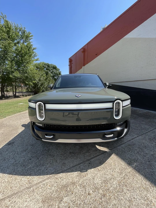 2022 Rivian R1S - Image 7 of 31
