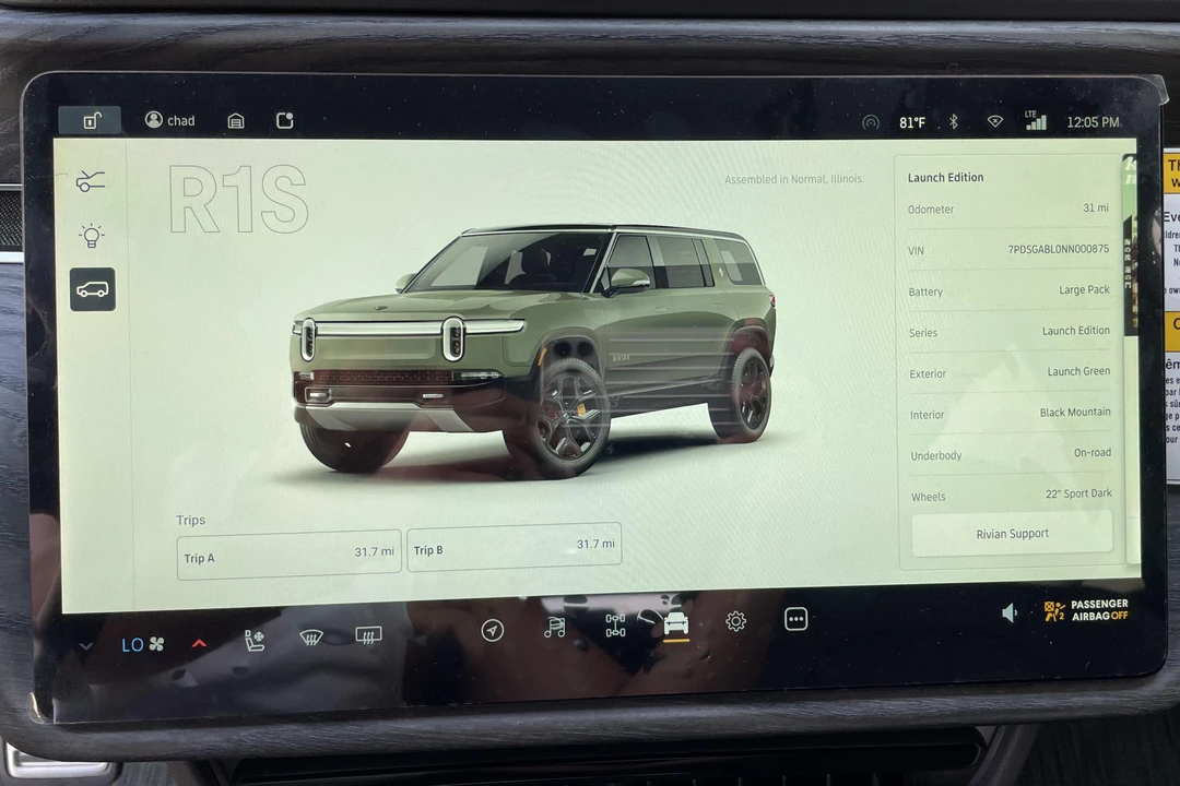 2022 Rivian R1S - Image 24 of 31