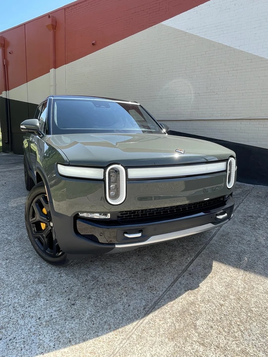 2022 Rivian R1S - Image 6 of 31