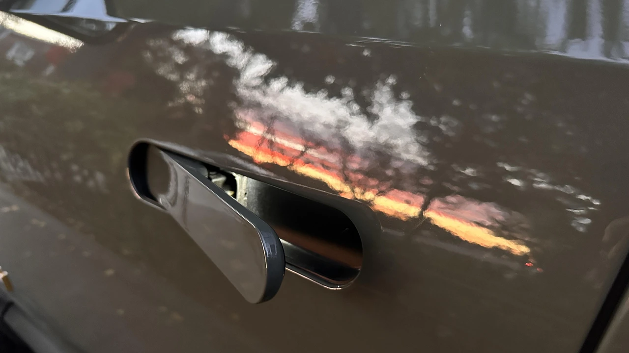 2022 Rivian R1S - Image 20 of 27