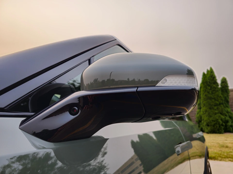 2022 Rivian R1S - Image 22 of 31