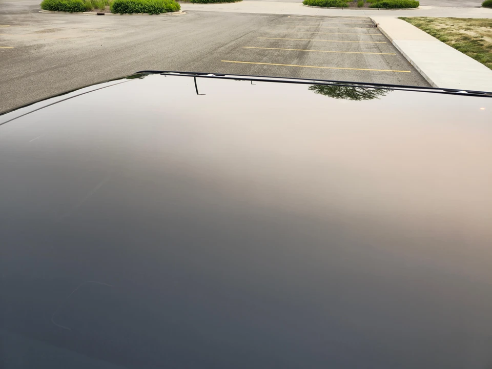 2022 Rivian R1S - Image 19 of 31