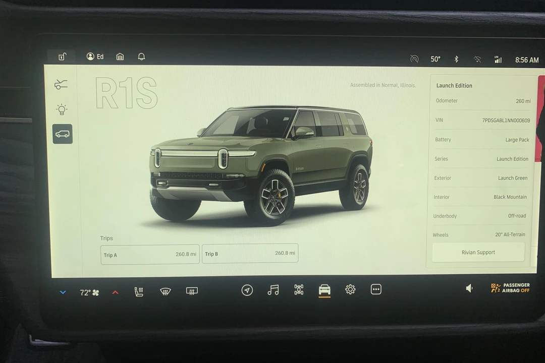 2022 Rivian R1S - Image 29 of 31