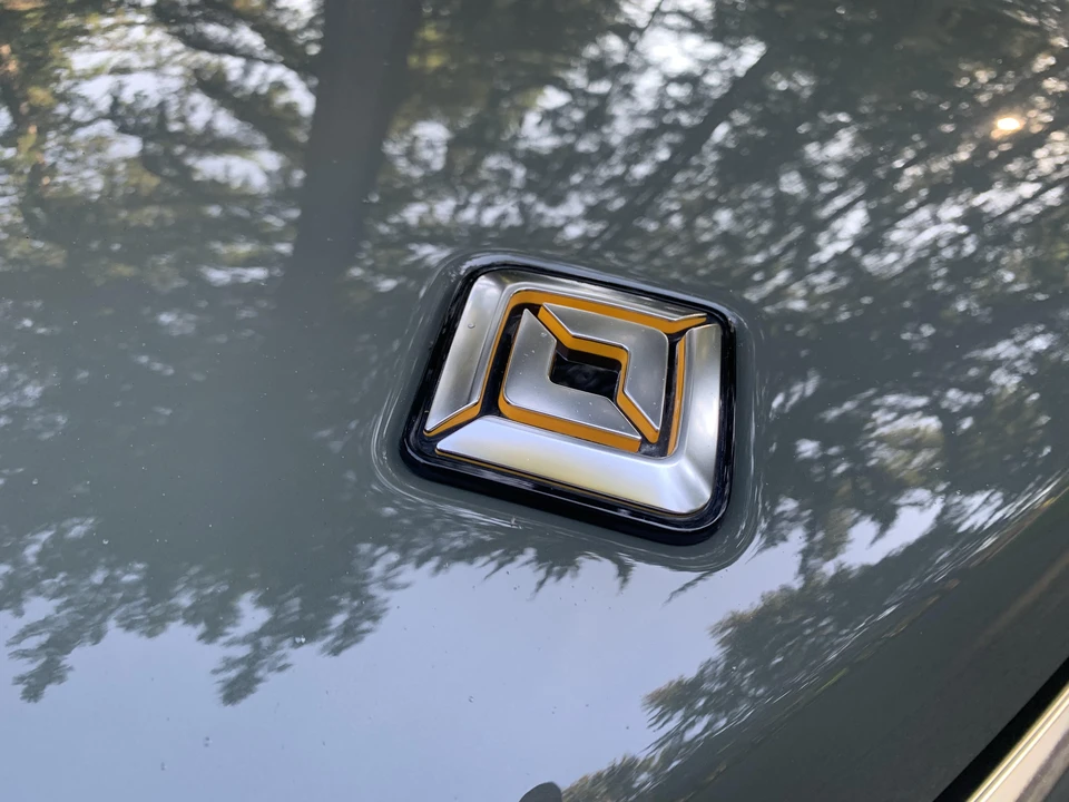 2022 Rivian R1S - Image 12 of 31