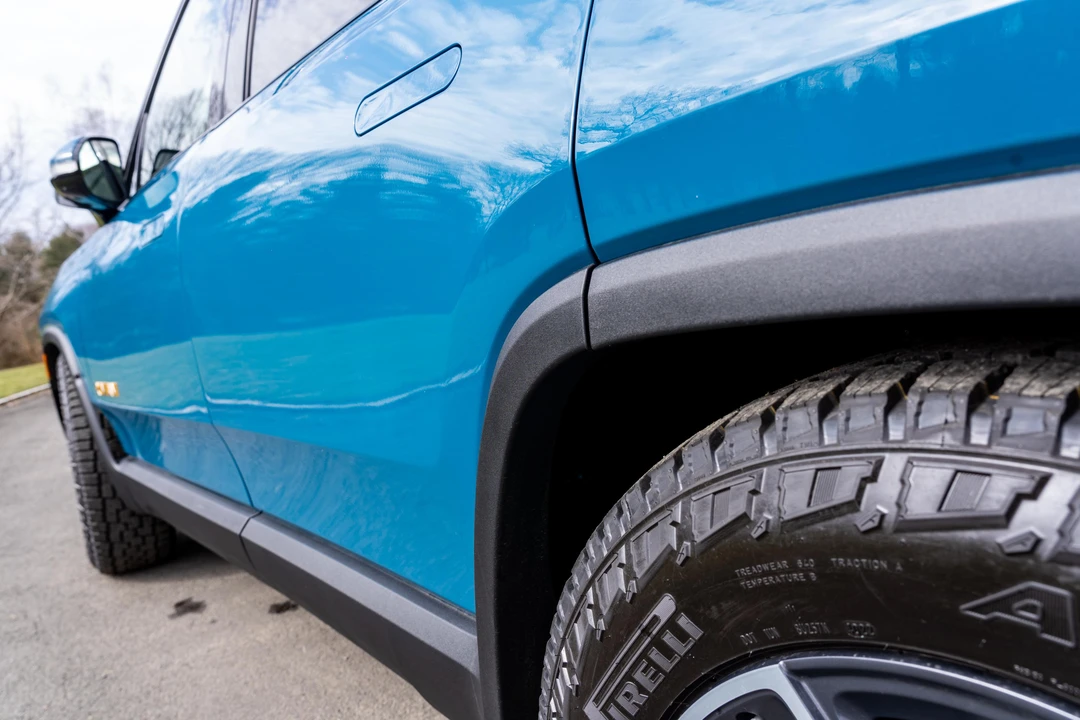 2022 Rivian R1S - Image 21 of 31