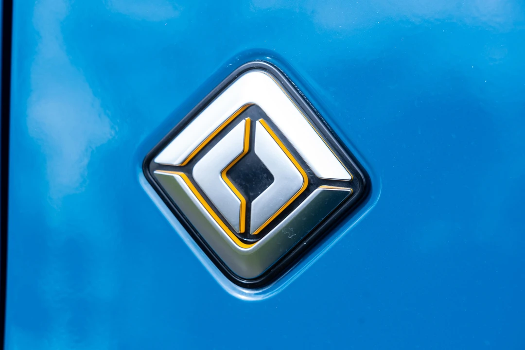 2022 Rivian R1S - Image 22 of 31