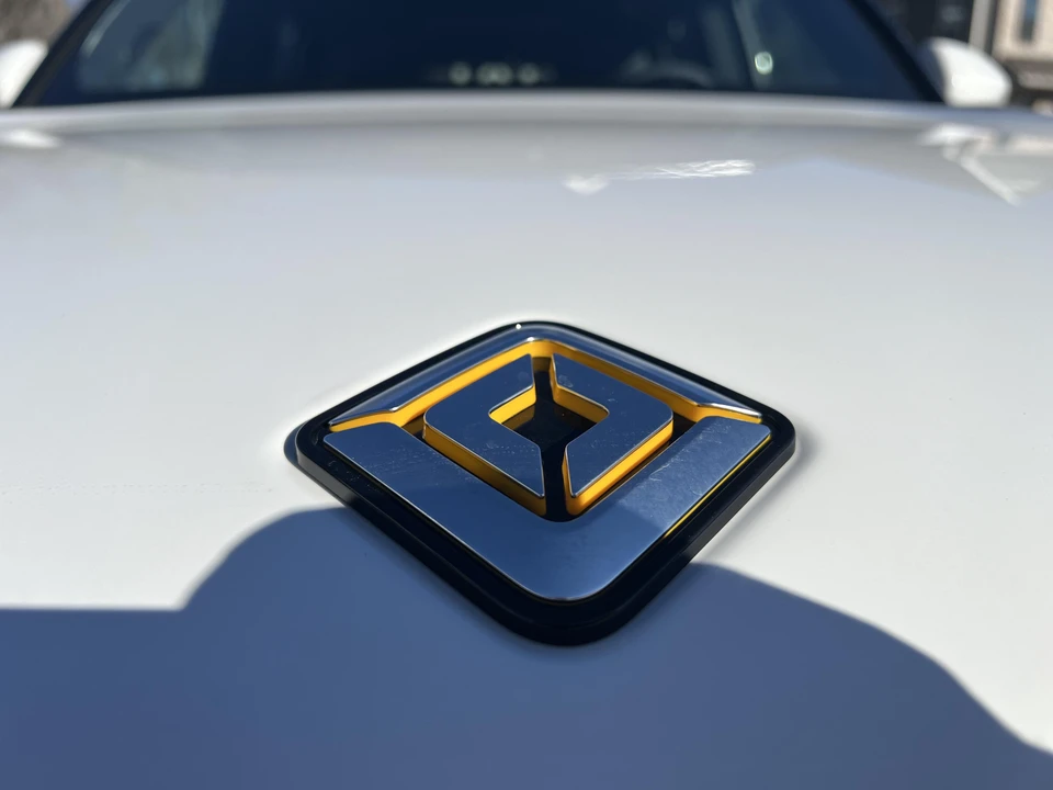 2022 Rivian R1S - Image 24 of 31