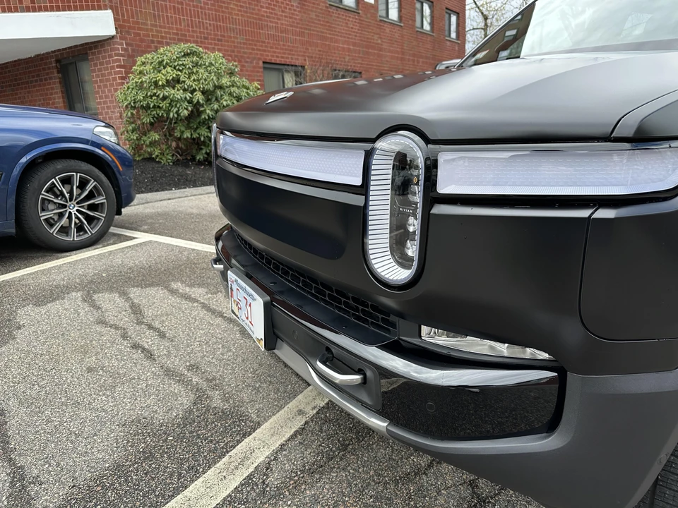 2022 Rivian R1S - Image 20 of 31