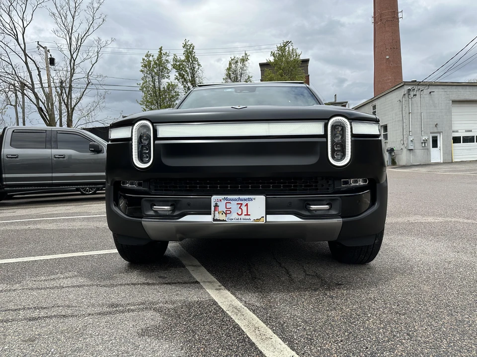 2022 Rivian R1S - Image 16 of 31