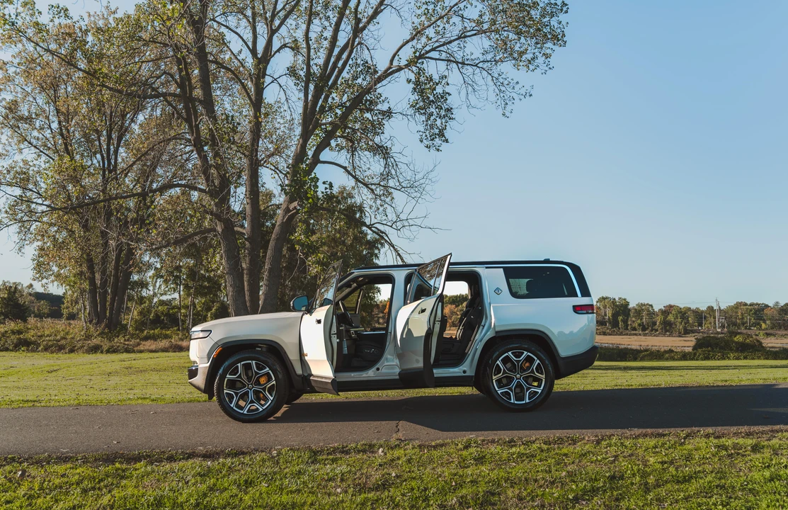2022 Rivian R1S - Image 20 of 31