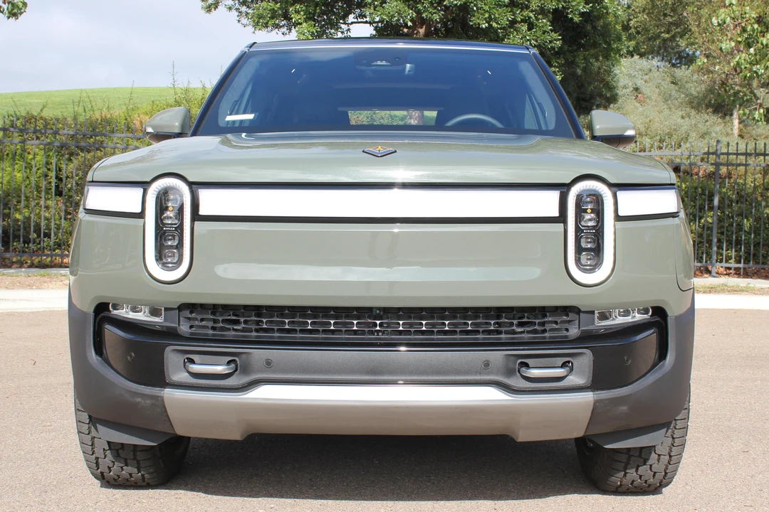2022 Rivian R1S - Image 3 of 5