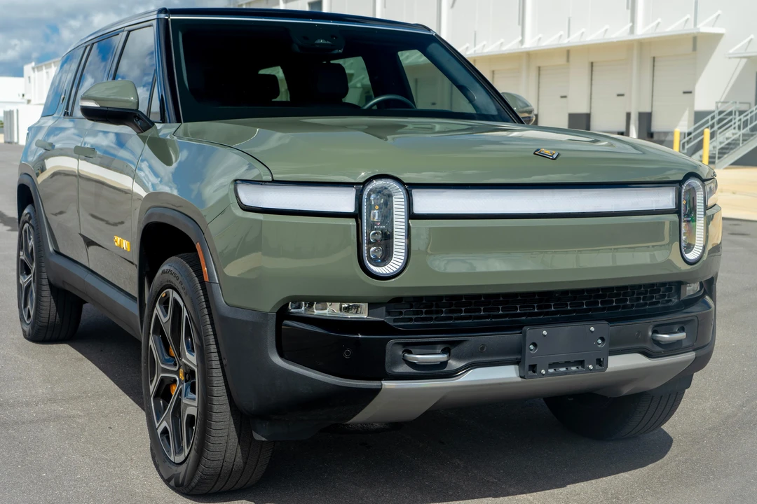 2022 Rivian R1S - Image 21 of 31