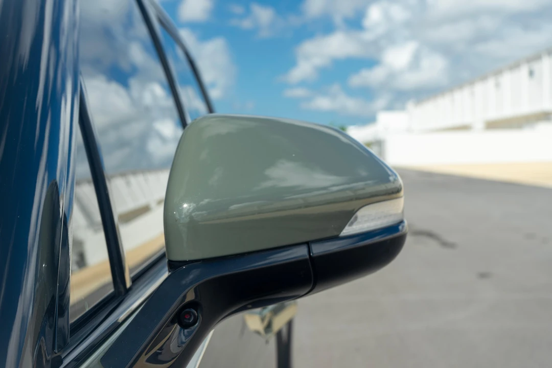 2022 Rivian R1S - Image 31 of 31