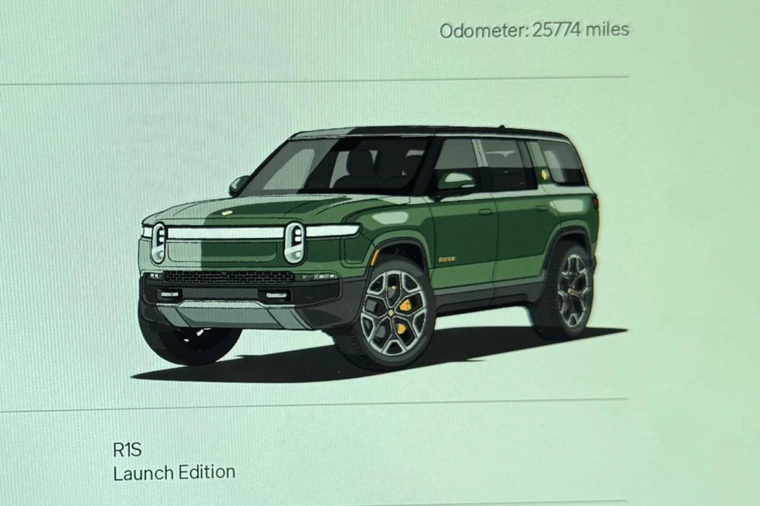 2022 Rivian R1S - Image 16 of 31