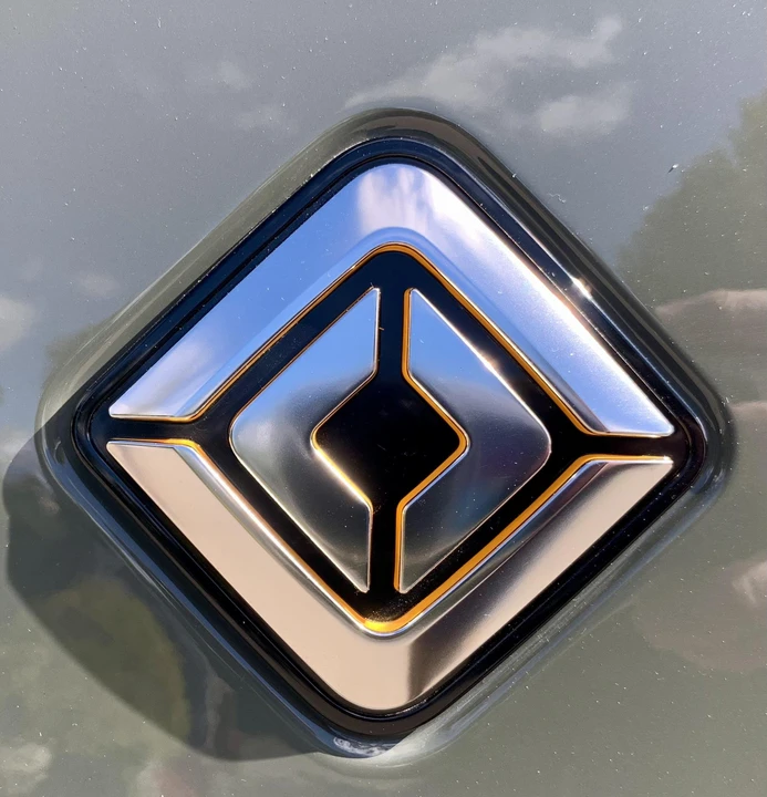 2022 Rivian R1S - Image 17 of 30