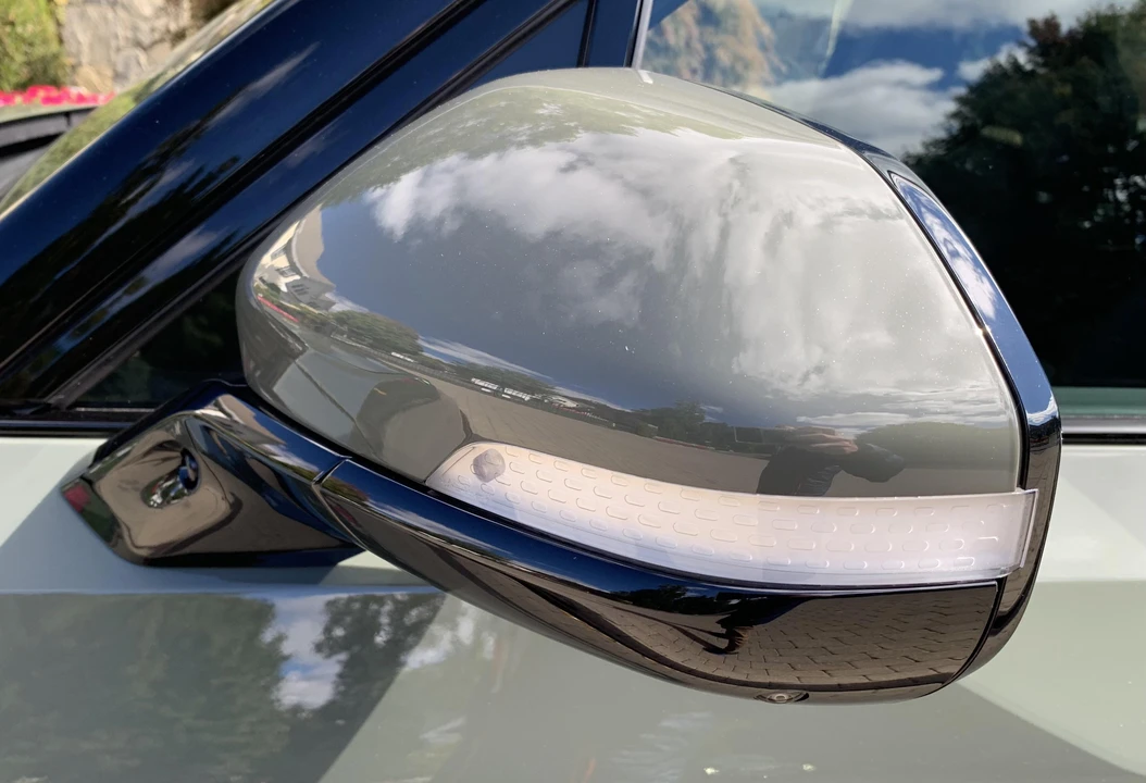 2022 Rivian R1S - Image 21 of 30
