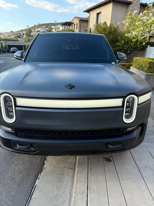 2022 Rivian R1S - Image 16 of 31