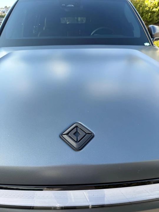 2022 Rivian R1S - Image 17 of 31