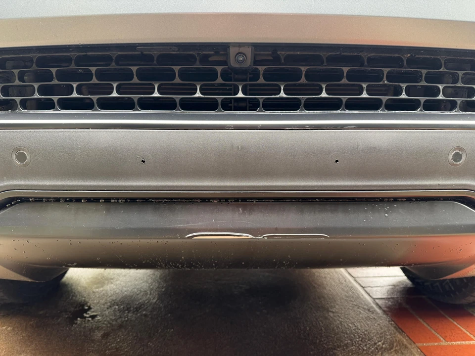 2022 Rivian R1S - Image 15 of 31