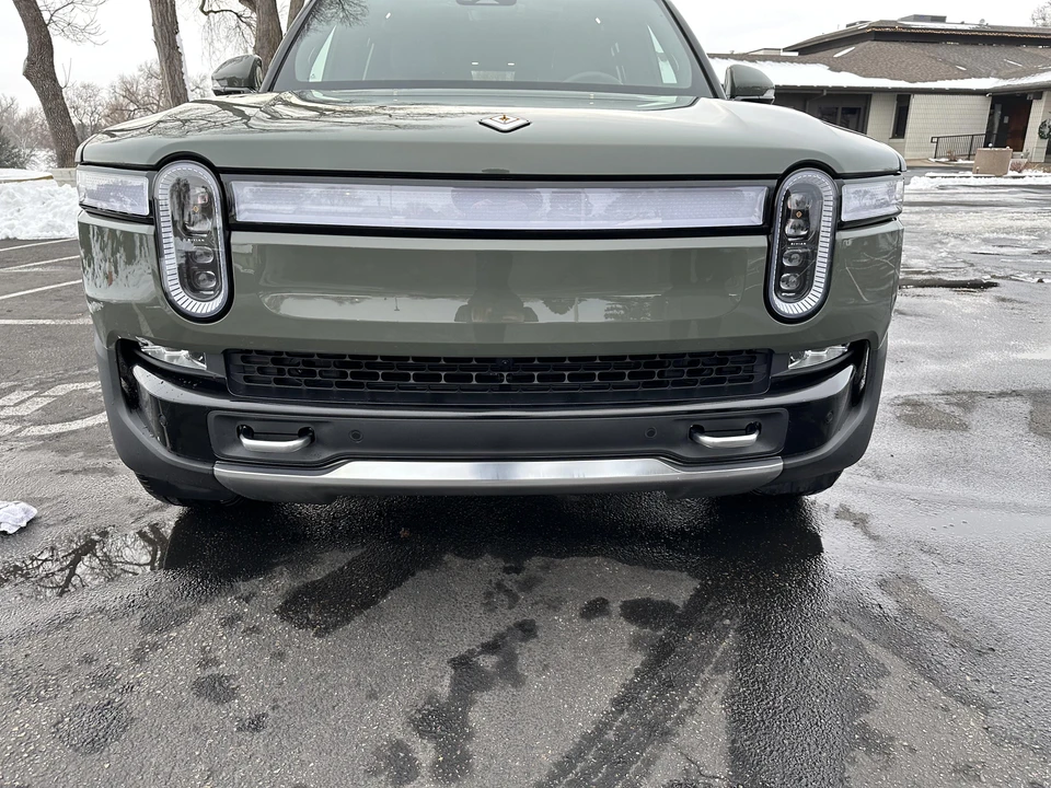 2022 Rivian R1S - Image 8 of 31