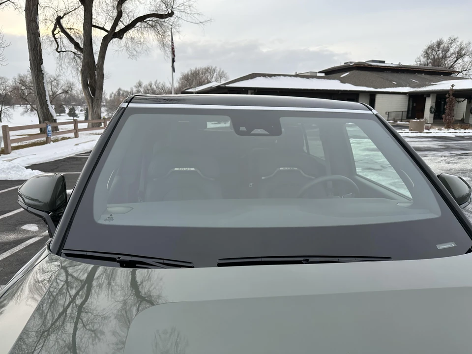 2022 Rivian R1S - Image 20 of 31
