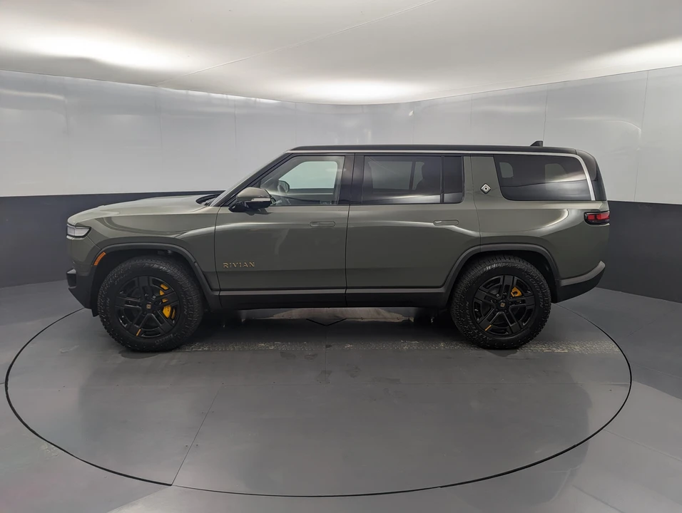 2022 Rivian R1S - Image 6 of 11