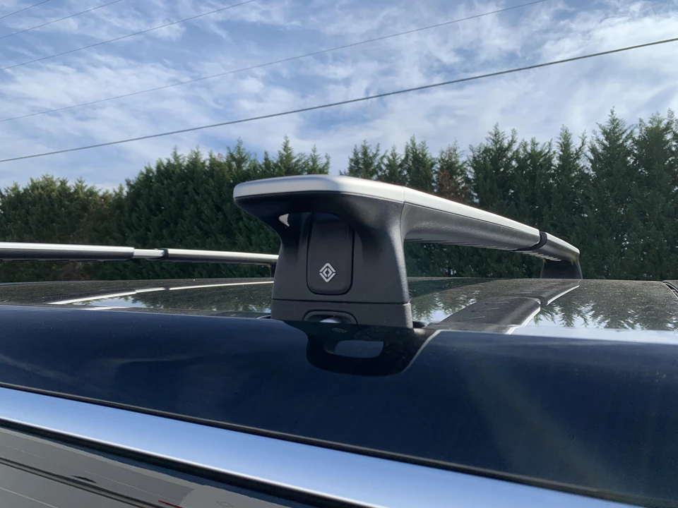 2022 Rivian R1S - Image 18 of 31