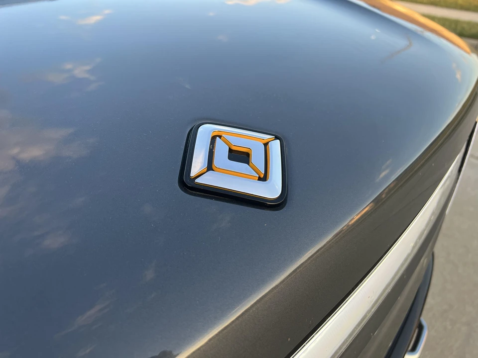 2022 Rivian R1S - Image 6 of 13
