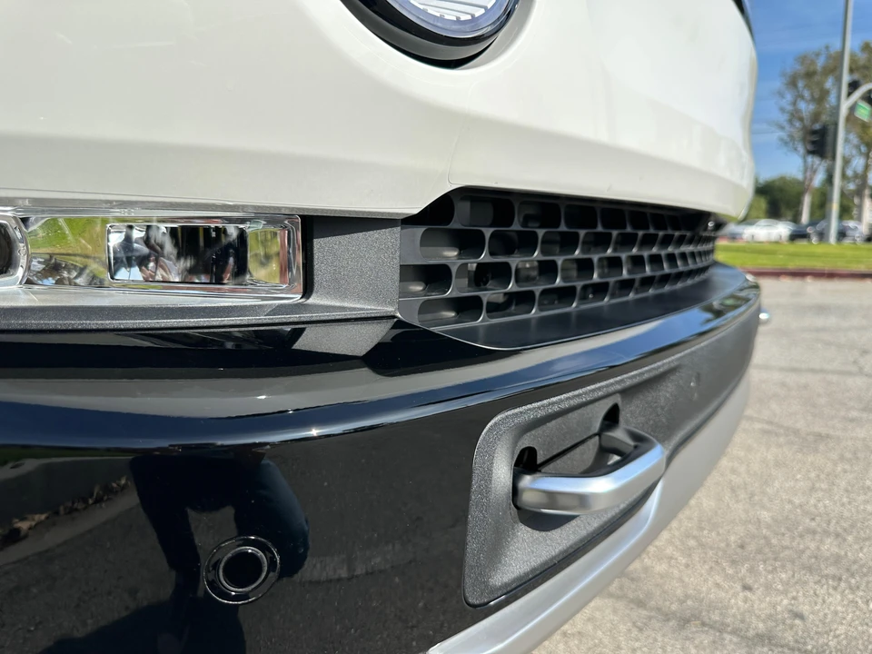 2022 Rivian R1S - Image 14 of 27