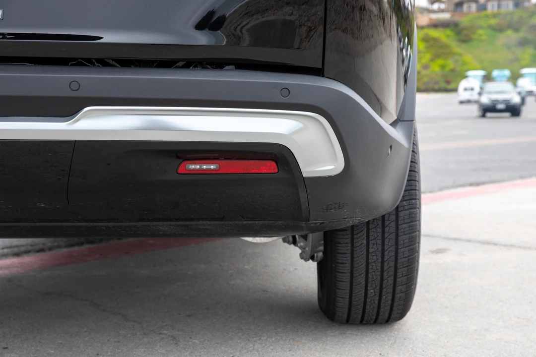 2022 Rivian R1S - Image 21 of 29