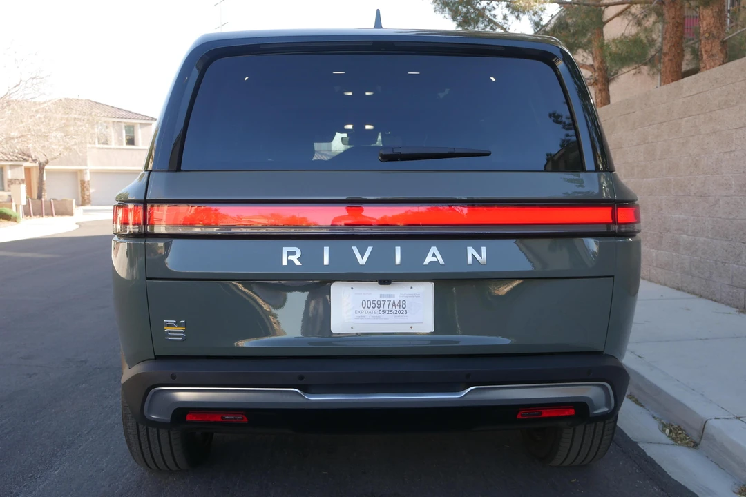 2022 Rivian R1S - Image 5 of 5