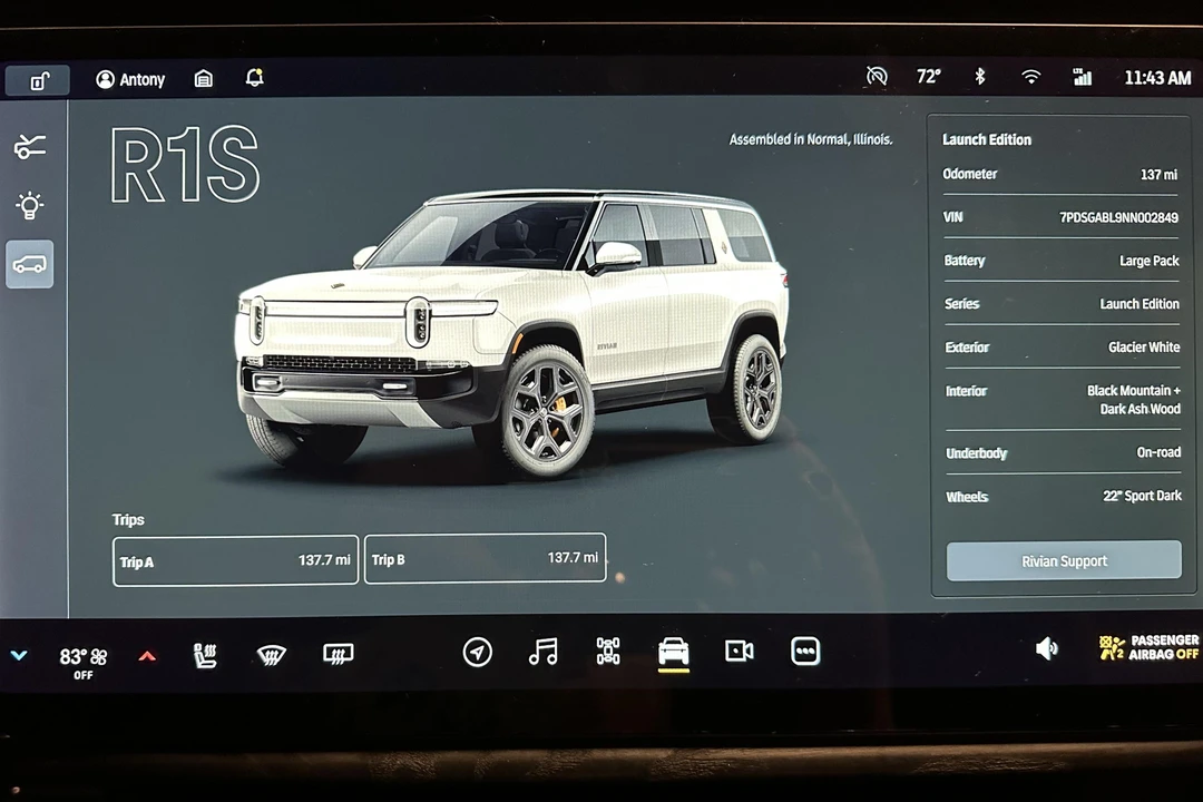 2022 Rivian R1S - Image 25 of 31