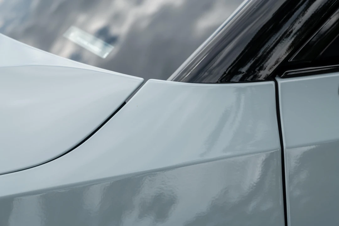 2022 Rivian R1S - Image 16 of 31