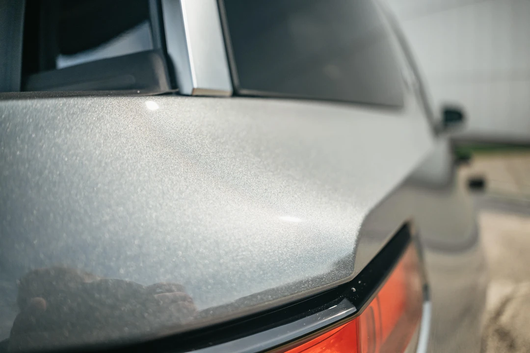 2022 Rivian R1S - Image 28 of 31