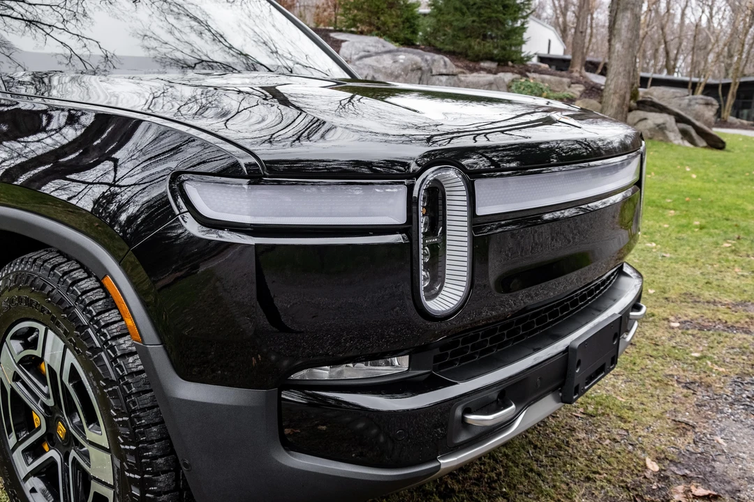 2022 Rivian R1S - Image 14 of 31