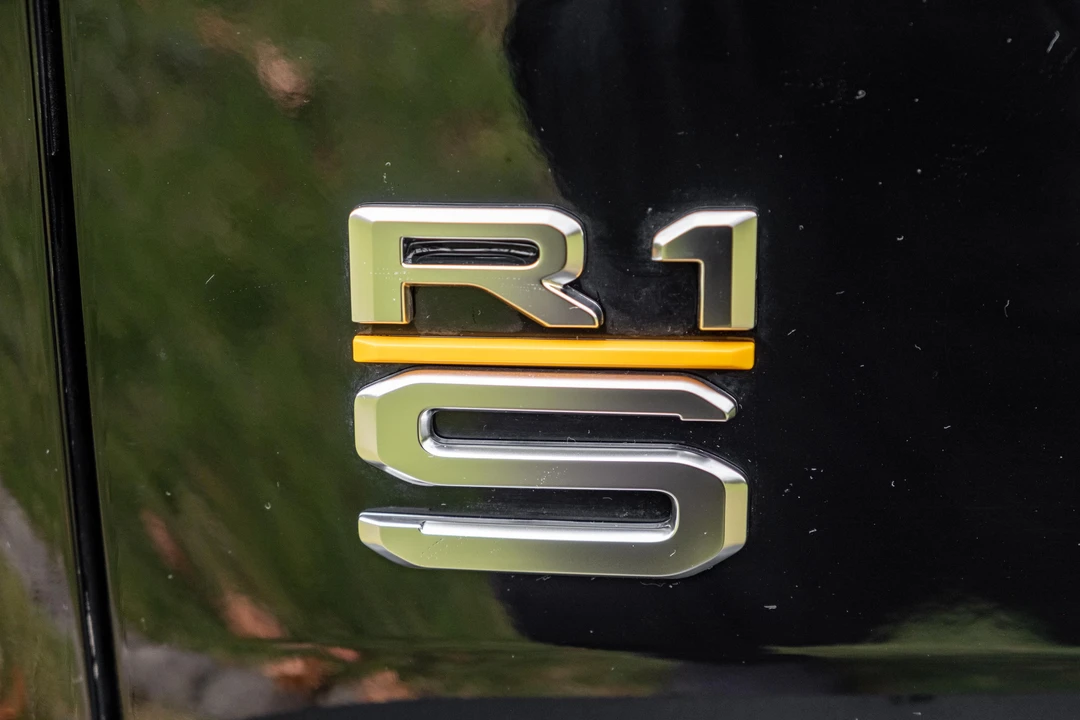 2022 Rivian R1S - Image 28 of 31
