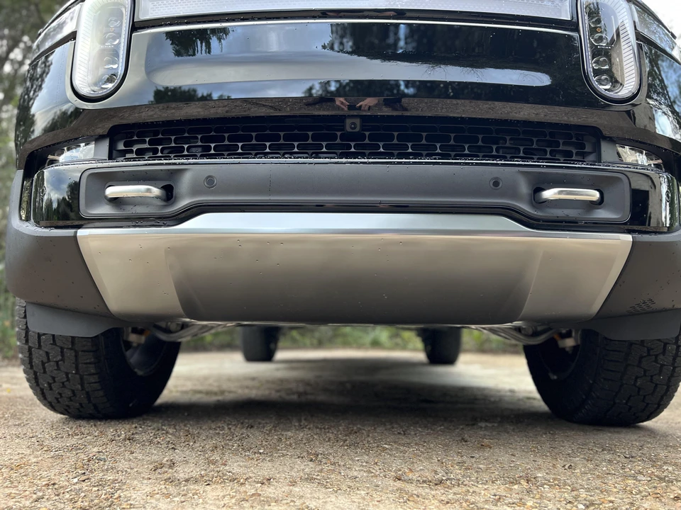 2022 Rivian R1S - Image 14 of 29