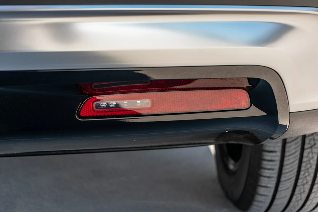 2022 Rivian R1S - Image 31 of 31
